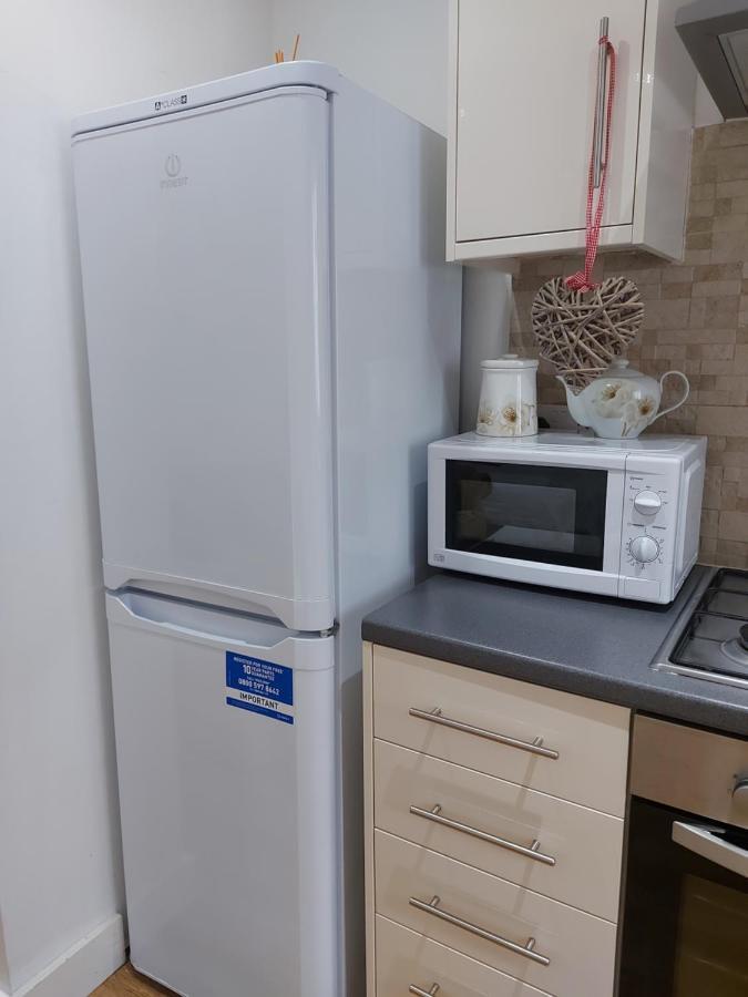 Lux Apartment In Gatwick Crawley  Zewnętrze zdjęcie